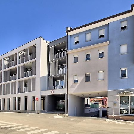 Summertime House With Apartment Umago Esterno foto